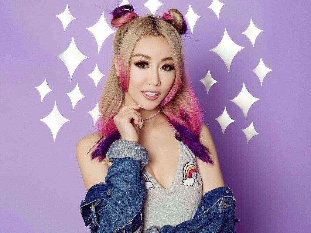 Youtuber Wengie Lacing Up Her Music Career Wikye