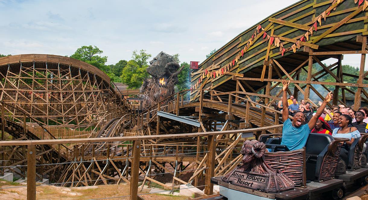Adventure at its Extreme: World’s Most Dangerous Amusement Parks and Rides