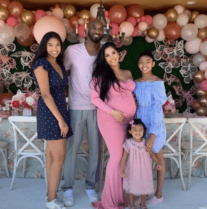 The family picture of late Kobe Bryant with his daughters and wife