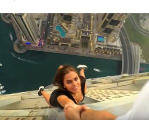 The Russian model, Viki risk her life for a photoshoot in Dubai