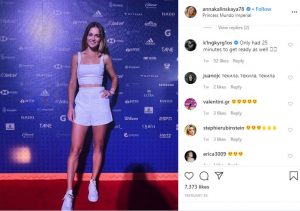 Nick Kyrgios commenting on Anna Kalinskaya picture