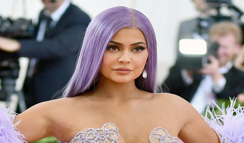Kylie Jenner: Insights of her Bougie Bunk Room including Bio & Net Worth