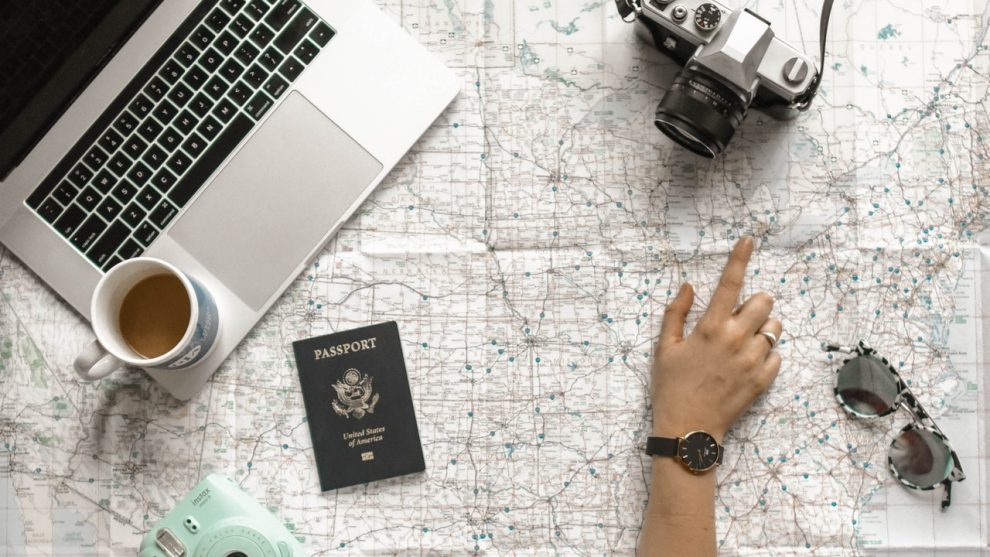 5 Ways You Can Stay Safe While Solo Traveling