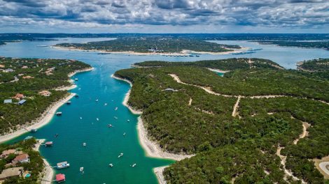 5 Reasons To Go See Lake Travis in Texas